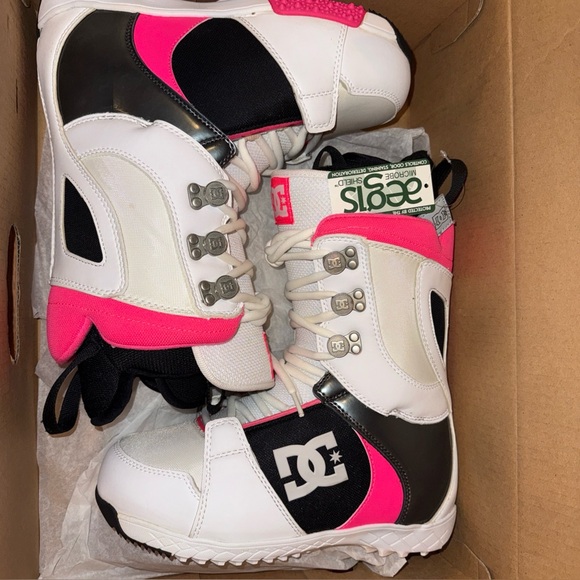 DC Snowboard Boots in White, Pink, and Black - Picture 3 of 5